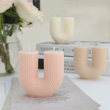 U-Shaped Geometric Scented Candle